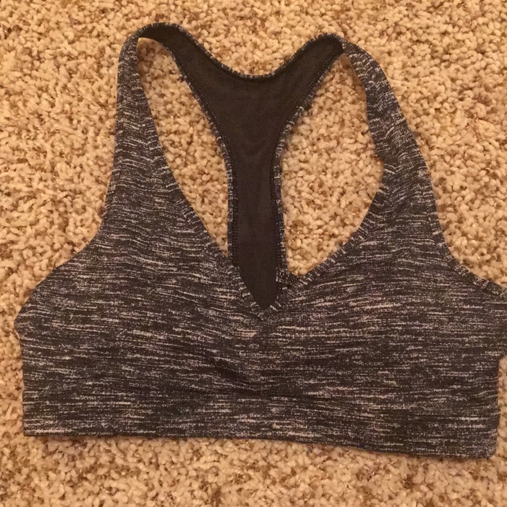 Sports bra